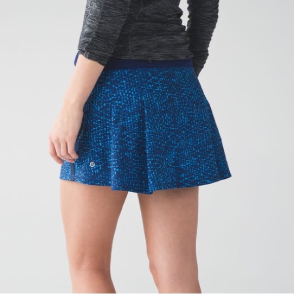 Lululemon Pace Rival Skirt II Samba Snake Kayak Blue Hero Blue / Hero size 4 - Picture 1 of 11